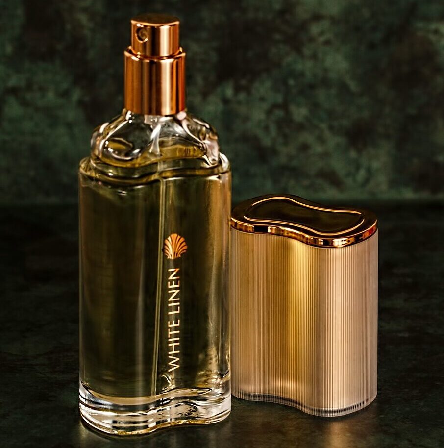 perfume, scent, body spray-420174.jpg